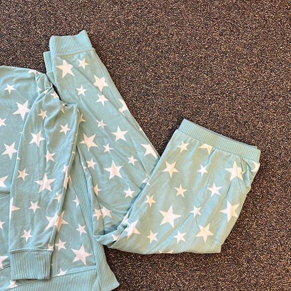 Cuddle Duds Pajamas - Picture 3 of 5